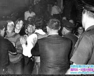 ¼Ƭʯǽ籩 Stonewall Uprising 2010Ӣ-