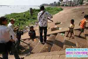 ¼Ƭ΢СկͯĹ Small Voices: The Stories of Cambodias Children 2008-