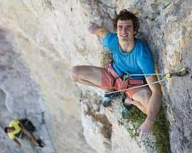 电影《Adam Ondra: posunout hranice‎ (2022)》 - 1080P/720P/360P高清标清网盘迅雷下载