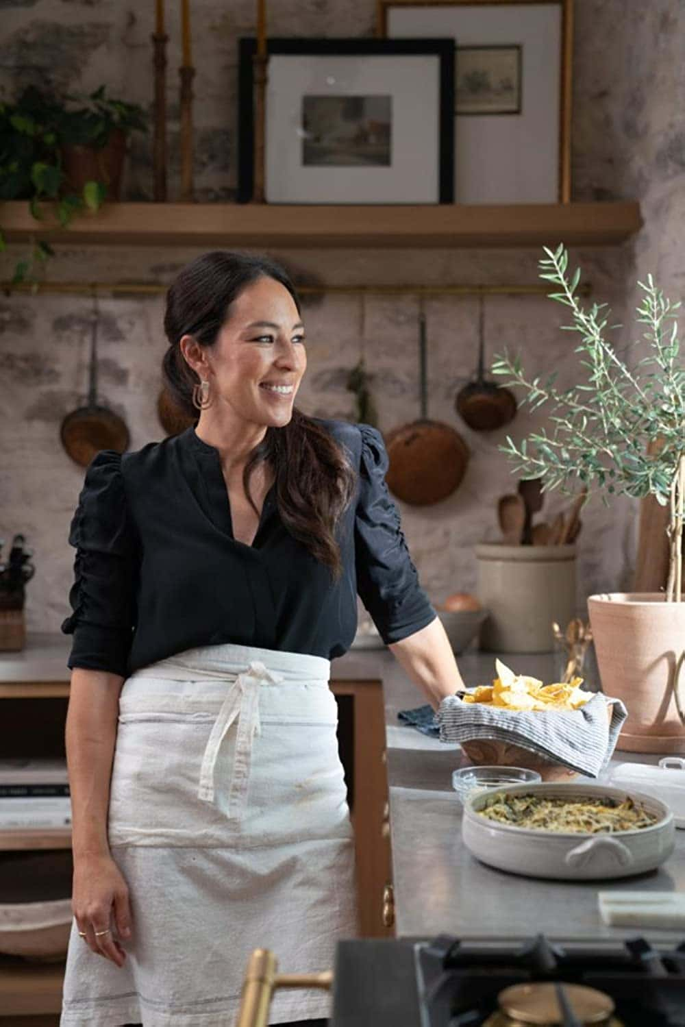 原版纪录片《乔安娜·盖恩斯 (Joanna Gaines) 的玉兰桌/Magnolia Table With Joanna Gaines》S01 720p WEBRip AAC2 0 x264-KOMPOST 原版无字纪录片解说素材1080高清下载