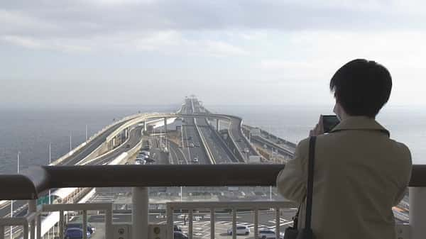 [NHK] 年末的观景台 海萤停车场 / 海ほたるパーキングエリア 年の瀬の展望台で-纪录片资源1080P/720P/360P高清标清网盘迅雷下载