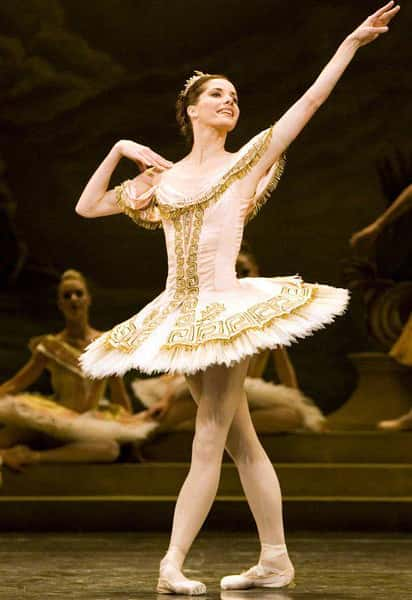 BBCﴫǼ¼ƬŮ / Darcey's Ballerina Heroines/еİ桷-Ѹ