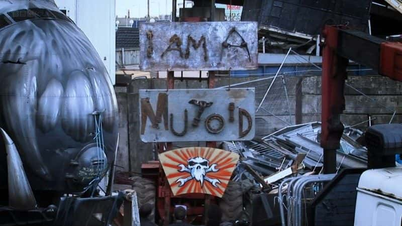 ¼Ƭһͻ壺һ˹ٲӢ/I Am a Mutoid: A Glastonbury Hero-Ļ