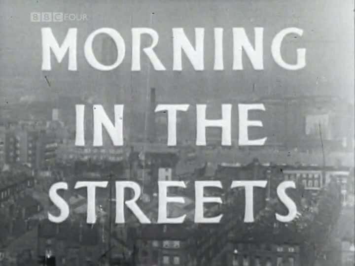¼Ƭͷ糿/Morning in the Streets-Ļ