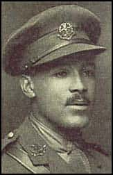 ¼Ƭֶء - Ӣ/Walter Tull - Forgotten Hero-Ļ