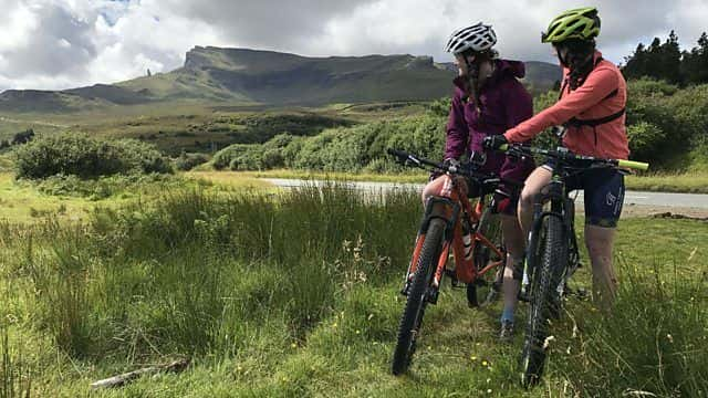 ¼Ƭǿ˹٣ո·/Kerry is Kirsty: Scotland's Best Cycling Routes-Ļ