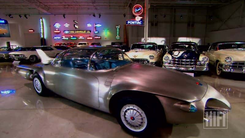 纪录片《1956 年通用汽车 Firebird II、1953 年 Ghia 凯迪拉克系列 62 Coupe 1956 GM Firebird II, 1953 Cadillac Series 62 Coupe by Ghia》[无字][BT][720P]资源下载