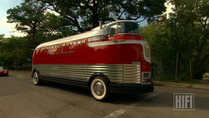 ¼Ƭ1953 ͨ Futurliner ʿ1963 긣 Thunderbird Italien 1953 GM Futurliner Bus, 1963 Ford Thunderbird ItalienĻ/Ļ