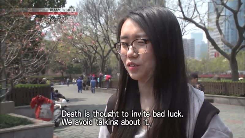 ¼Ƭ޶죺йƴͳֱ Asia Insight: China Breaks Tradition by Facing DeathĻ/Ļ