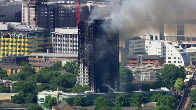 ¼Ƭ׷ƶ֮ǰһصʷ Before Grenfell: A Hidden Historyȫ1-Ļ/Ļ