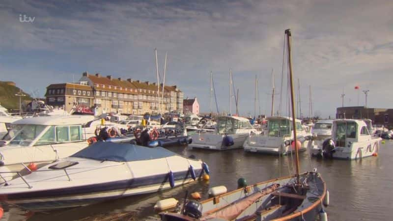 ¼Ƭ櫡² (Julia Bradbury) Ѿɢ Best Walks With A View With Julia BradburyĻ/Ļ