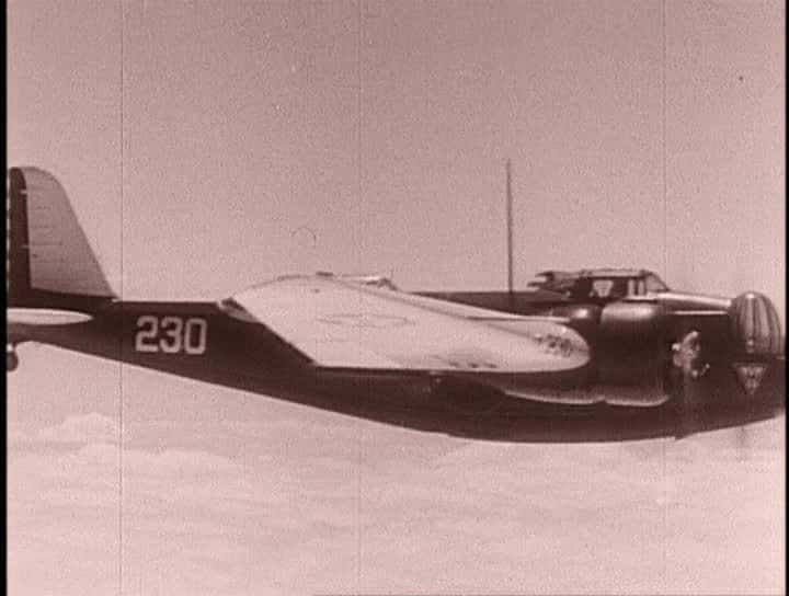 纪录片《B-17 飞行堡垒 B-17 Flying Fortress》[无字] [BT][DVD画质]资源下载