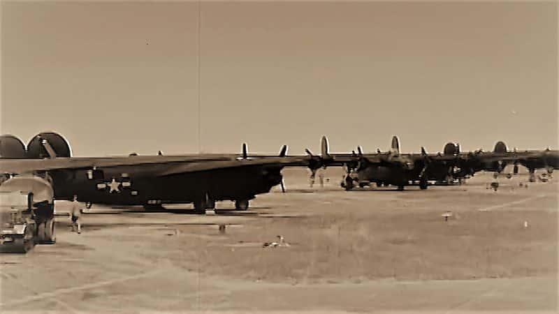 ¼Ƭʿϵ 8  5  B-24  Air Warriors: Series 8 Part 5 B-24 Liberator1080P-Ļ/Ļ