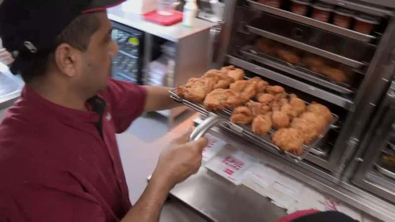 ¼ƬֵʮԪը The Billion Dollar Chicken ShopĻ/Ļ