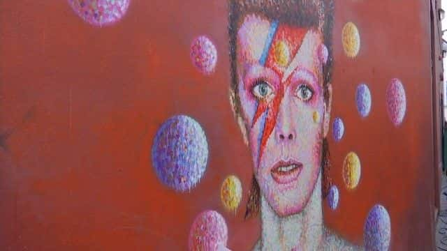 ¼Ƭ߳ David Bowie: Out of this World1080Pȫ1-Ļ/Ļ