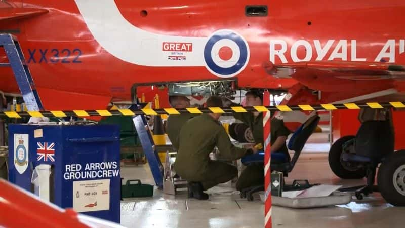 ¼ƬӢռԱӢʼҿվڲϵ 1 Britains Ultimate Pilots: Inside the RAF Series 11080P-Ļ/Ļ