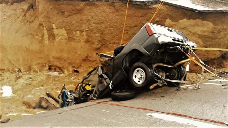 ¼Ƭϵ 5  4  ɳĮŵ Engineering Catastrophes Series 5 Part 4 California Desert Bridge Collapse1080P-Ļ/Ļ