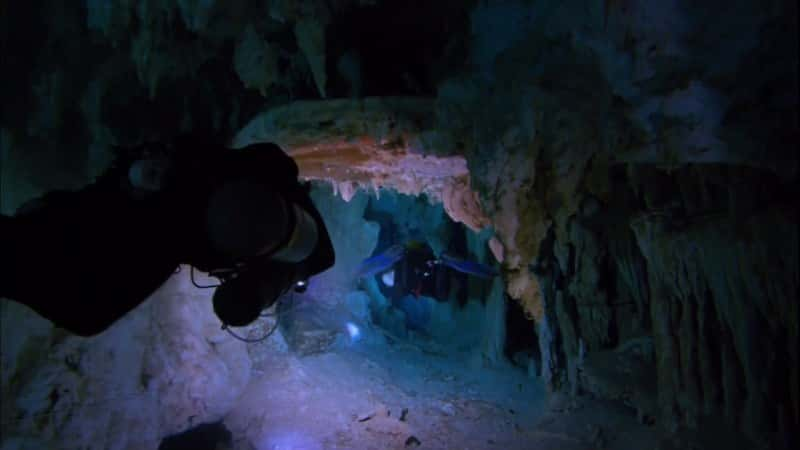 ¼Ƭ޶ѨǱˮ Extreme Cave DivingĻ/Ļ