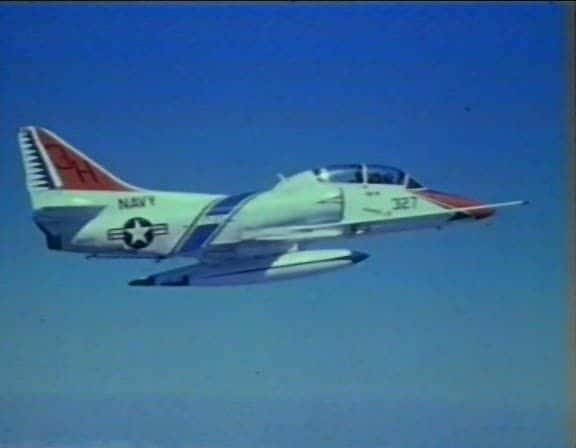 ¼Ƭΰķɻ - A-4 Skyhawk Great Planes - A-4 SkyhawkĻ/Ļ