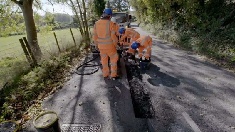 纪录片《坑洼战争 Pothole Wars》[无字][BT][1080P][720P]双画质资源下载