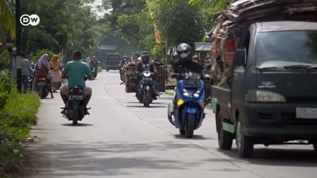 纪录片《从前有一条河：印度尼西亚被污染的柑橘 Once upon a River: Indonesia's Polluted Citarum》[无字][BT][720P]资源下载