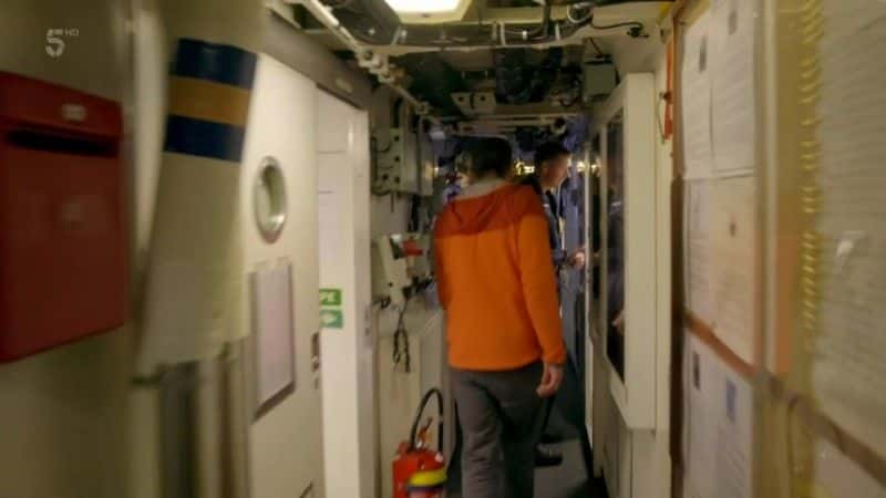 纪录片《英国核潜艇：三叉戟 On Board Britain's Nuclear Submarine: Trident》[无字][BT][720P]资源下载