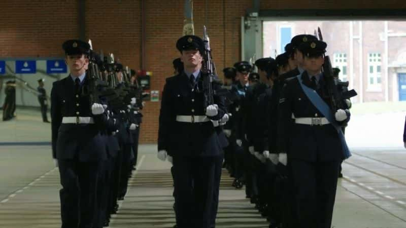 纪录片《英国皇家空军 100 周年纪念活动，伊万和科林·麦格雷戈 RAF at 100 with Ewan and Colin McGregor》[无字] [BT][DVD画质]资源下载