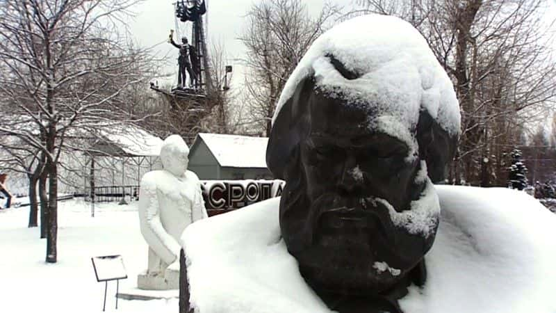 ¼Ƭ˹һ͵Ĳ Russia: A Century of Suspicionȫ1-Ļ/Ļ