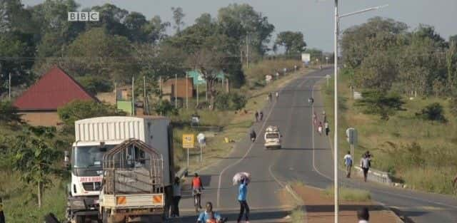 纪录片《乌干达被偷走的纯真 Uganda's Stolen Innocence》[无字][BT][720P]资源下载