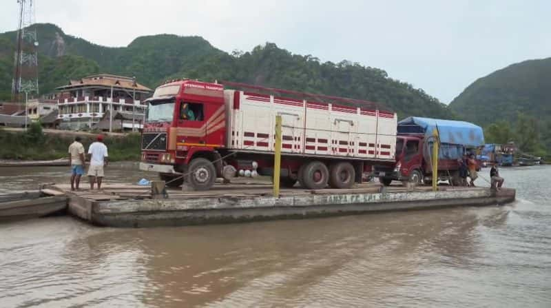 纪录片《热门道路 - 世界上最危险的道路 Hot Roads - The World's Most Dangerous Roads》[无字] [BT][DVD画质][1080P]双画质资源下载