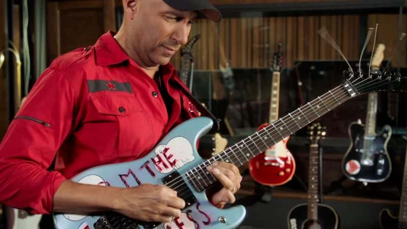 纪录片《汤姆·莫雷洛教授电吉他 Tom Morello Teaches Electric Guitar》[无字][BT][720P]资源下载