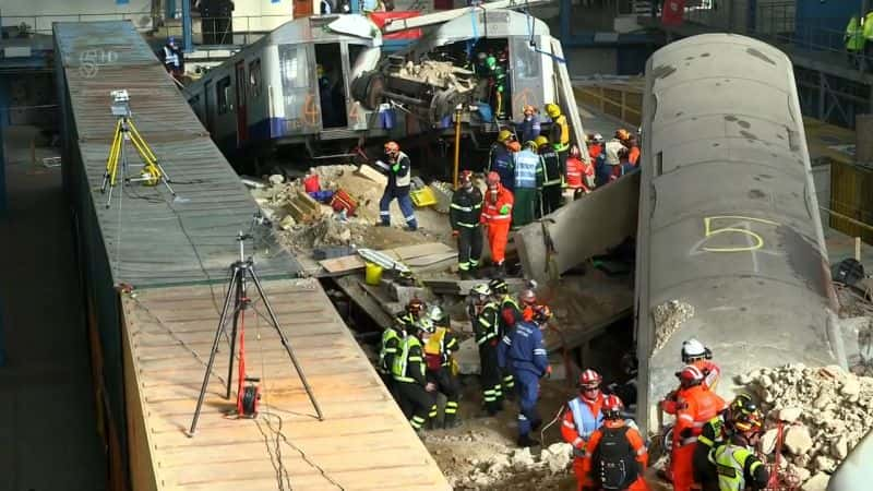 纪录片《地铁：走向地下-系列 1 The Tube: Going Underground-Series 1》[无字][BT][1080P]资源下载