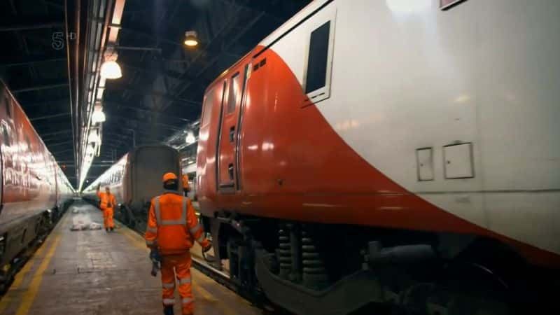 ¼Ƭʮֳվڲ· Inside King's Cross: The RailwayĻ/Ļ