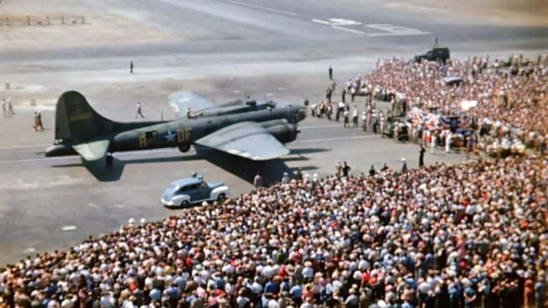 ¼ƬϷ˹Ůɫ Memphis Belle: In Color1080P-Ļ/Ļ