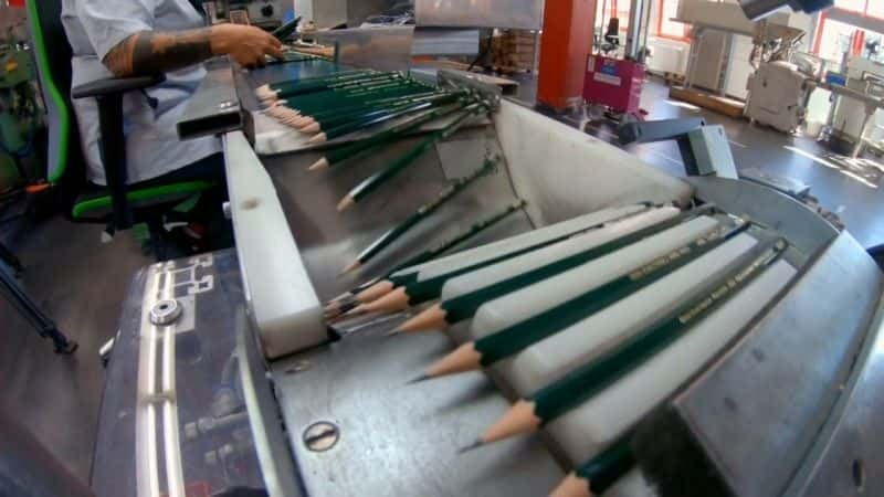 ¼ƬڲǦ Inside the Factory: PencilsĻ/Ļ