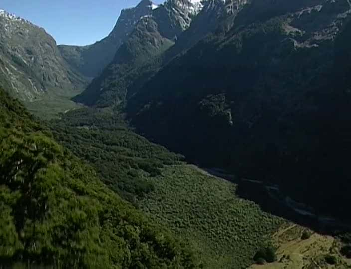 ¼Ƭ׶² - õĲ The Milford Track - The Finest Walk in the World720Pȫ1-Ļ/Ļ