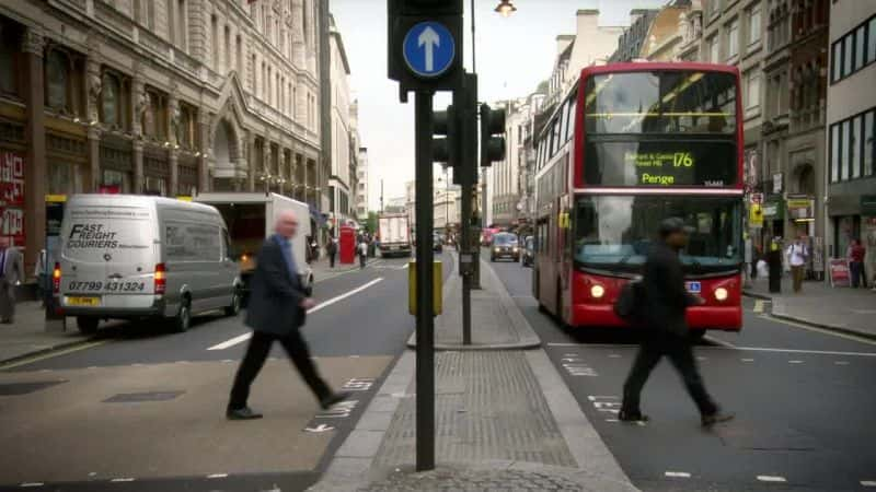 ¼Ƭ׶أеĹ London: A Tale of Two Citiesȫ1-Ļ/Ļ