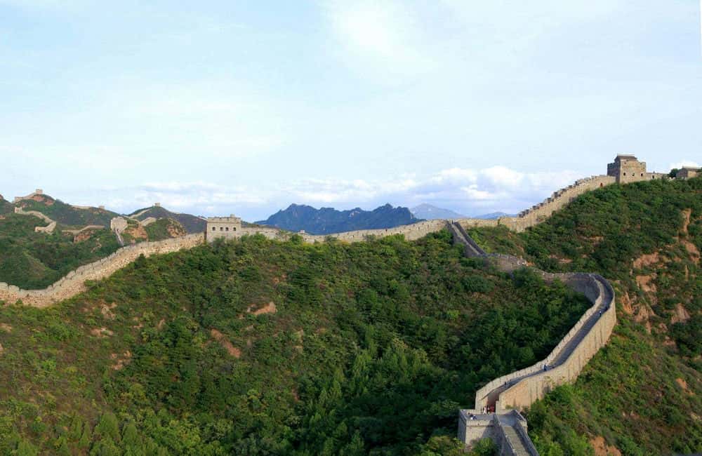 《世界最长的城墙：中国的万里长城》-历史之最自媒体原创解说词下载