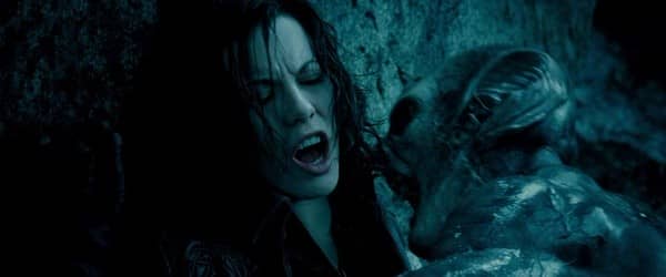 [2006][欧美][奇幻][BT下载][黑夜传说2：进化 Underworld: Evolution][HD-MKV/2.36G][英语中字][1080P]