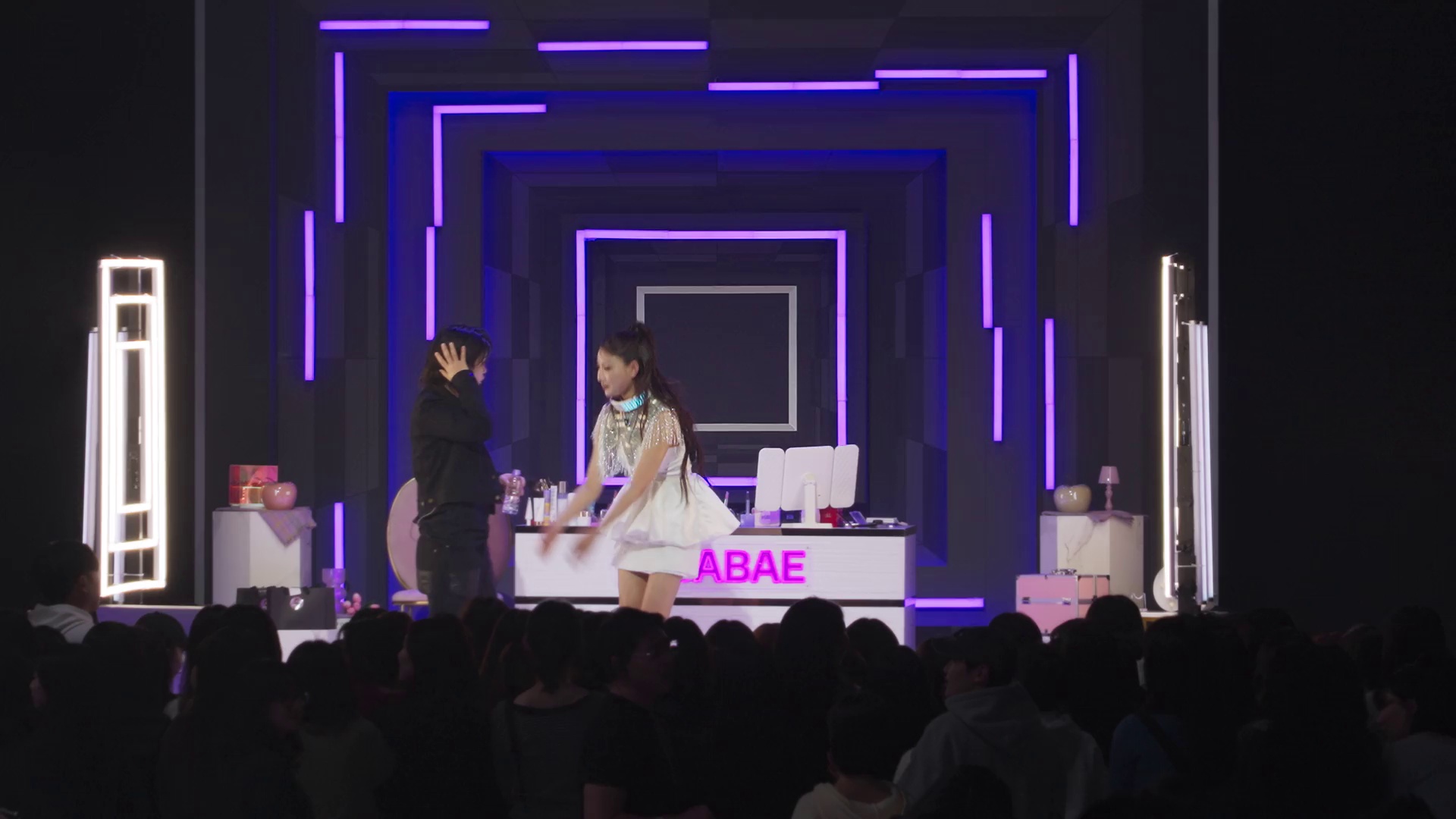 [BT下载][激赞网红][第05-07集][WEB-MKV/7.04G][简繁英字幕][1080P][Netflix][流媒体][ZeroTV.mkv]