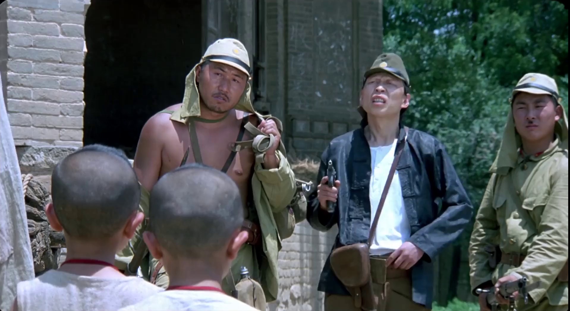 [更 早][大陆][喜剧][WEB-1080P]举起手来！[国语配音/中文字幕].Hands.Up.2003.1080p.WEB-DL.H264.AAC- 2.05GB