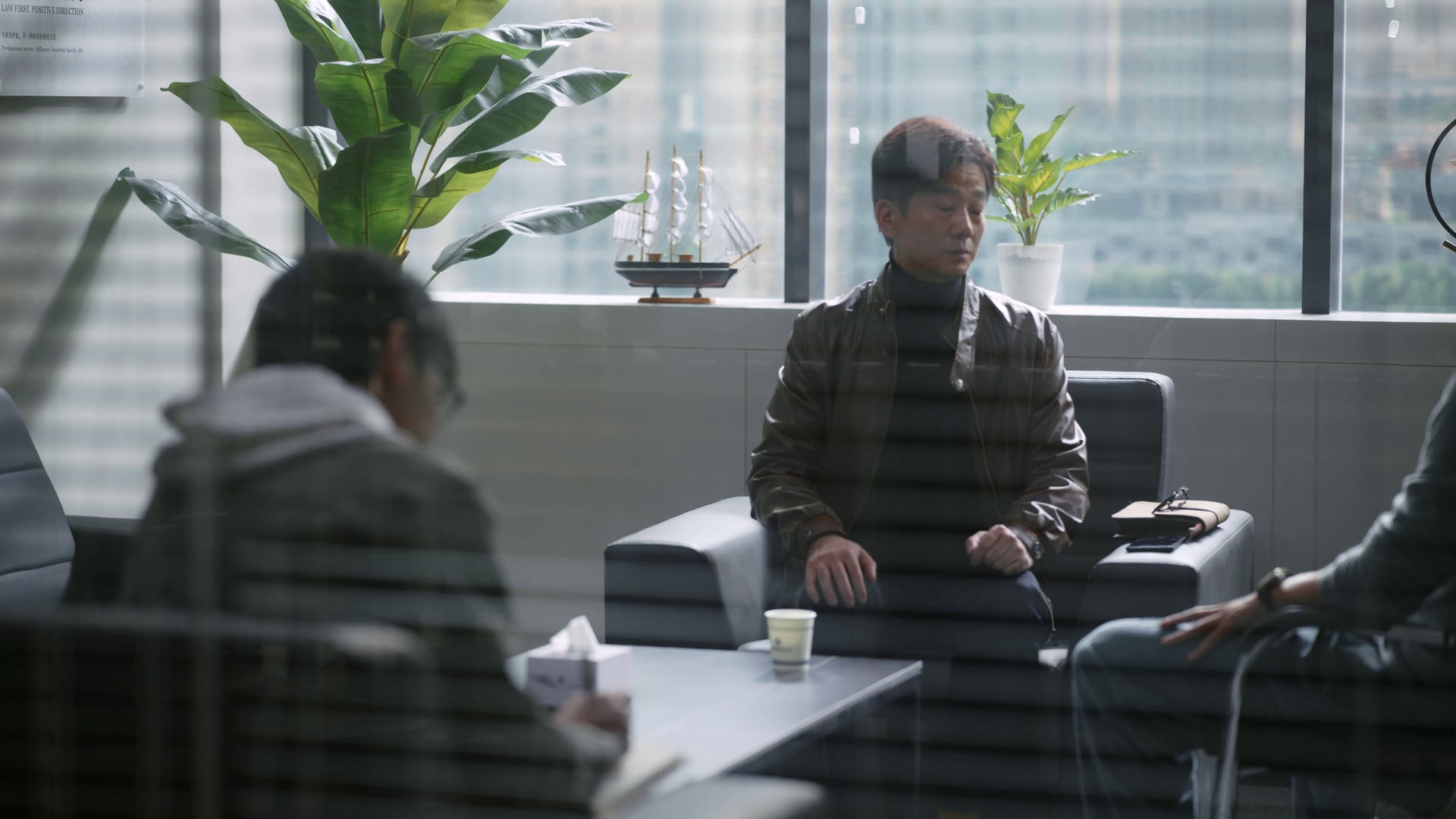 [2025][大陆][剧情][连载][BT下载][无所畏惧2][第01-12集][WEB-MKV/8.34G][国语音轨/简繁英字幕][1080P][流媒体][MiniTV]