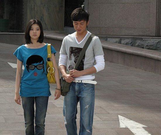电视剧《爱要有你才完美》（2011中国大陆）--高清BT迅雷资源下载