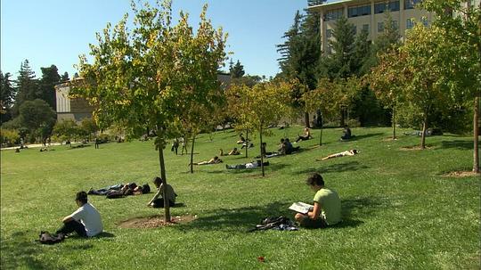 纪录片《在伯克利  At Berkeley》（2013美国）--高清4K/1080P迅雷BT资源下载