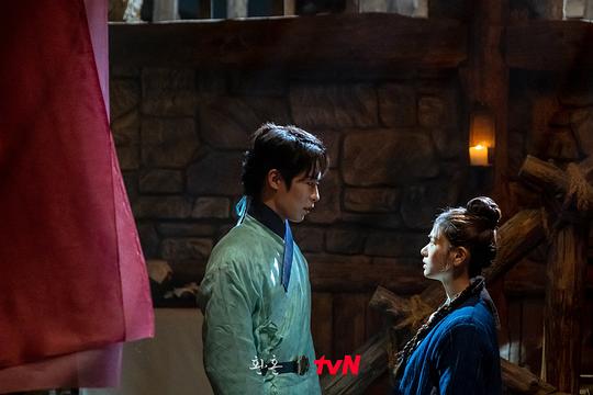 电视剧《还魂  환혼》（2022韩国）--高清4K/1080P迅雷BT资源下载