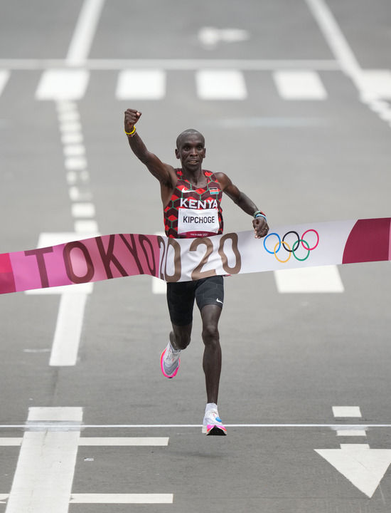 纪录片《基普乔格:最后的里程碑  Kipchoge: The Last Milestone》（2021美国）--高清4K/1080P迅雷BT资源下载