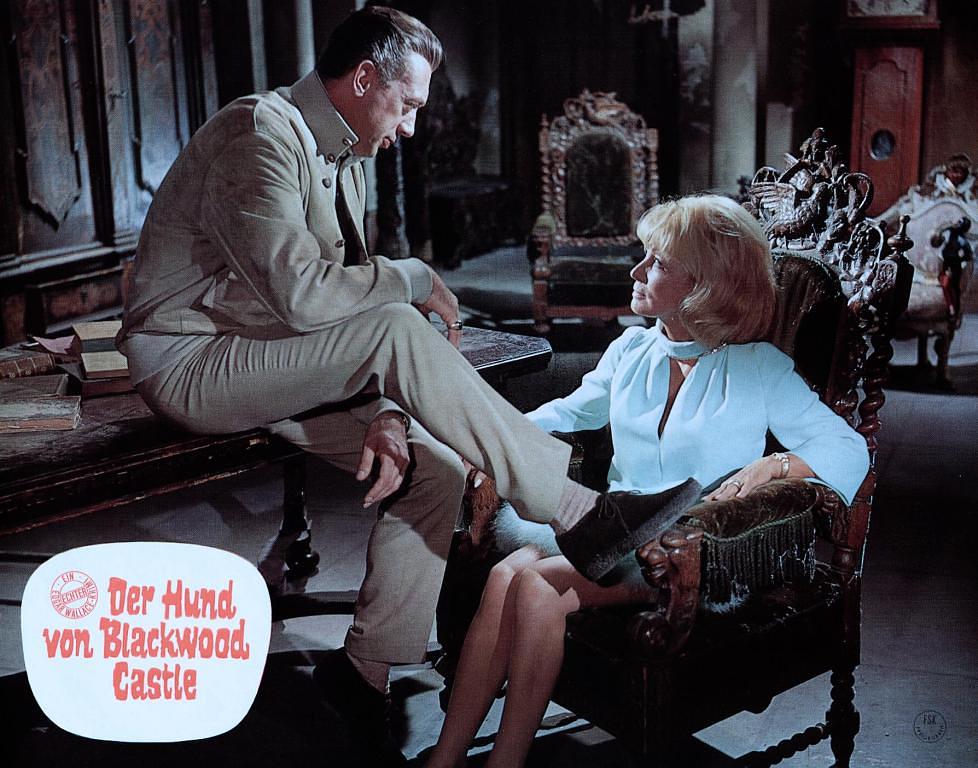 电影《黑林城堡之犬  Der Hund von Blackwood Castle》（1968西德）--高清4K/1080P迅雷BT资源下载