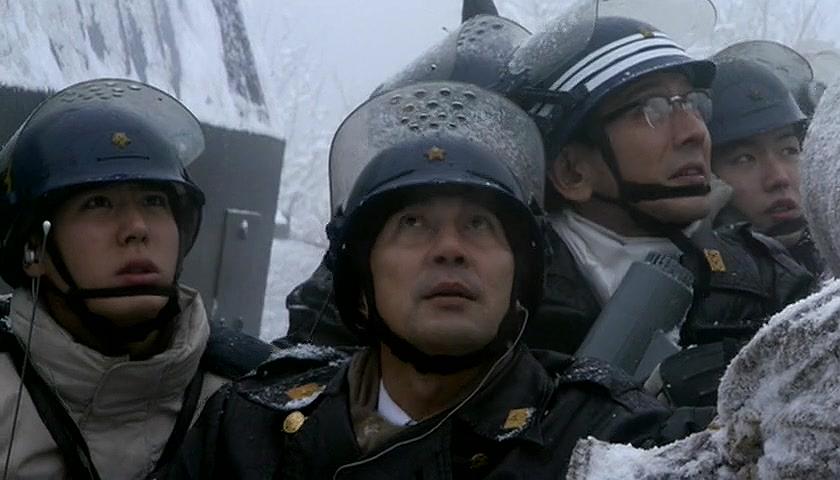 电影《突入！浅间山庄事件  突入せよ！「あさま山荘」事件》（2002日本）--高清4K/1080P迅雷BT资源下载