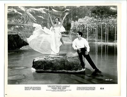 电影《花鼓歌  Flower Drum Song》（1961美国）--高清4K/1080P迅雷BT资源下载