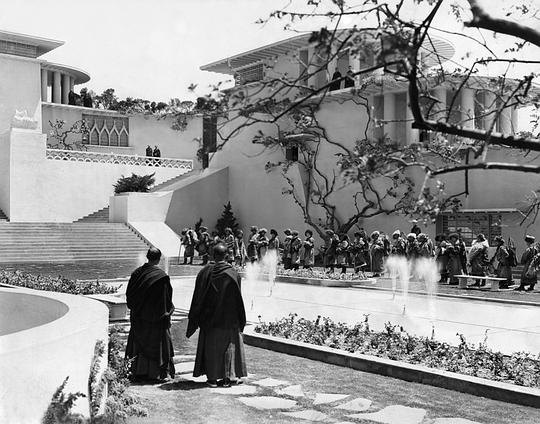 电影《消失的地平线  Lost Horizon》（1937美国）--高清4K/1080P迅雷BT资源下载